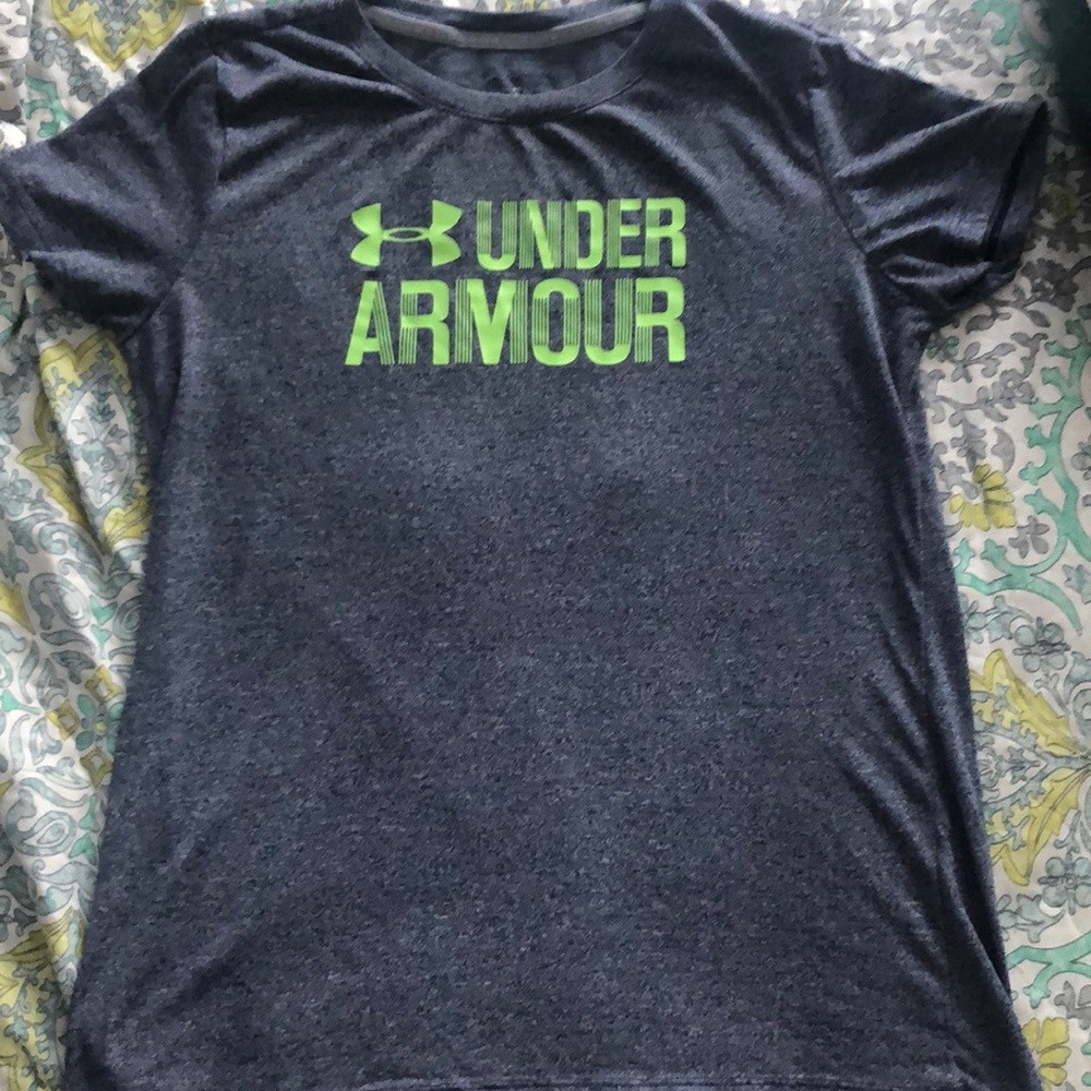 Under Armor T-shirt